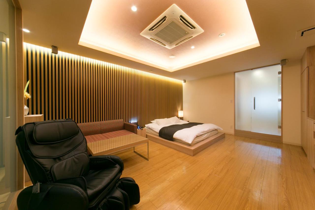 Hotel Lotus Toyonaka (Adults Only) Exterior foto